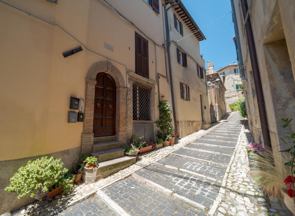 Malù Cozy Borgo Retreat Apartment in Lazio