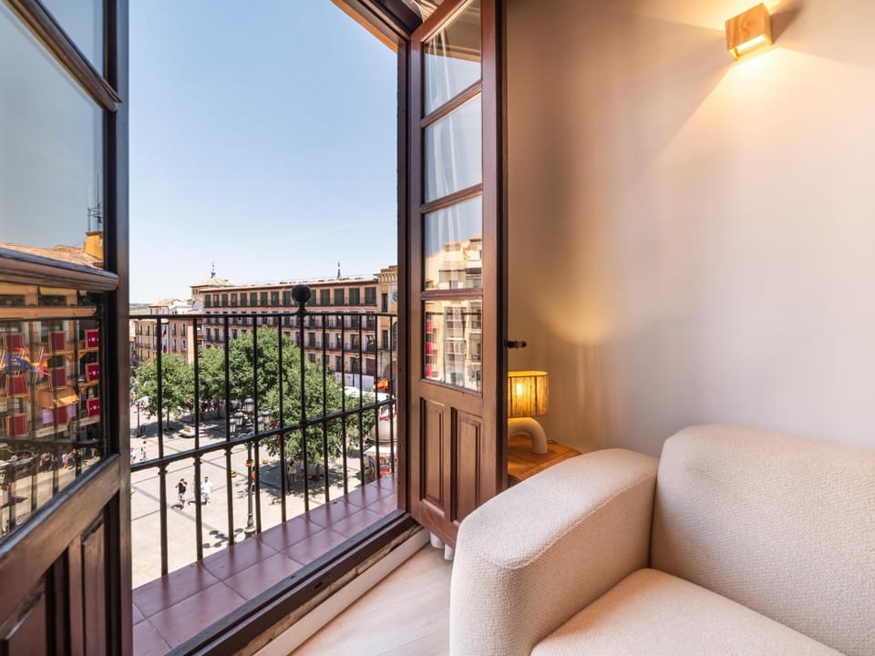 Suite Deluxe con vistas a Plaza de Zocodover 2 Apartment in Toledo