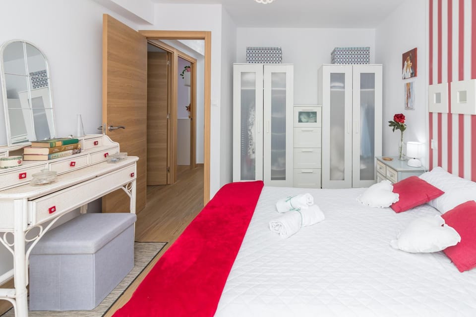 Piso a 50 metros de la playa con parking privado Apartment in Cantabria