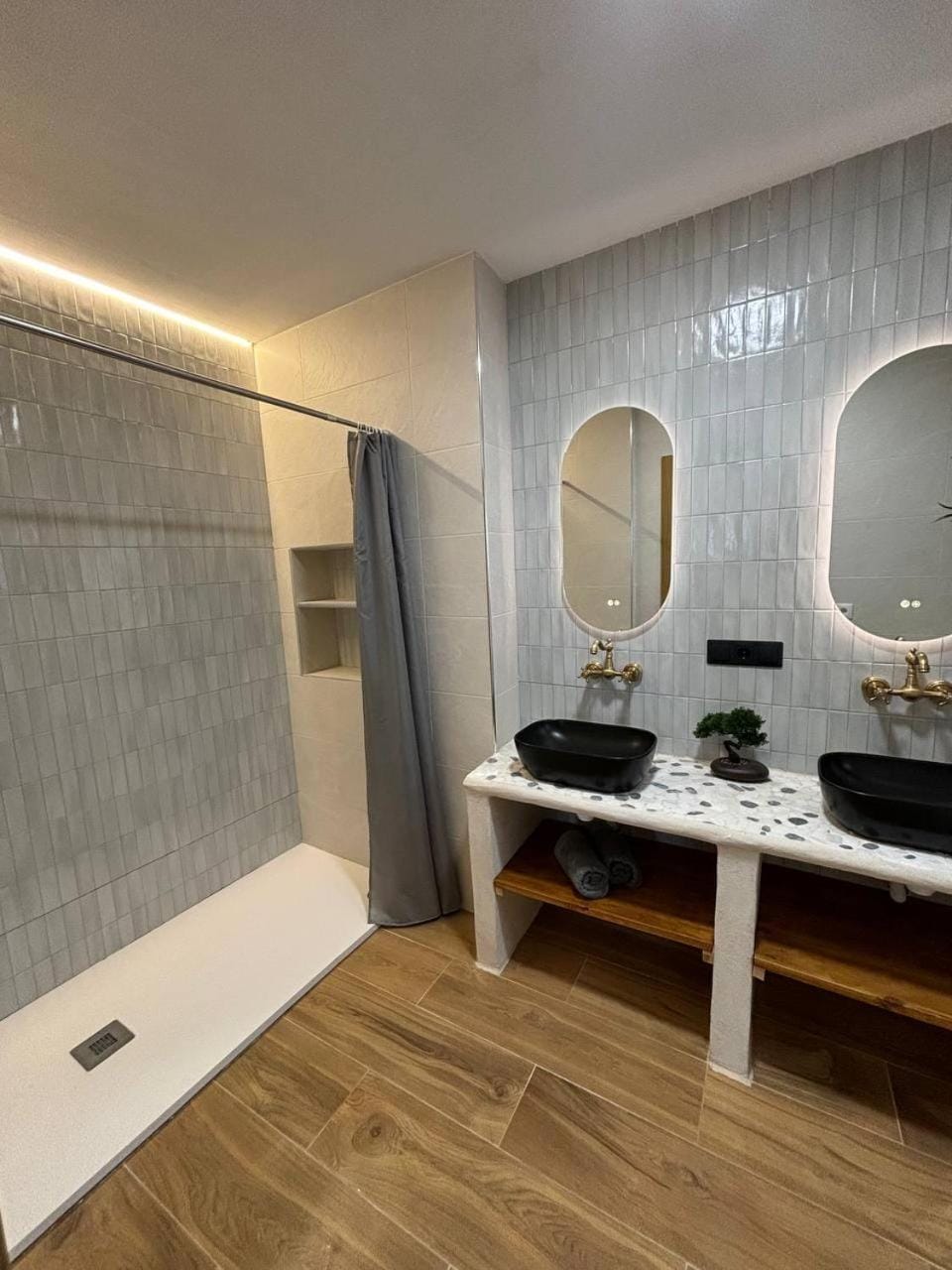 Casa Rural Con Jacuzzi En Castillo Buñol House in Valencian Community