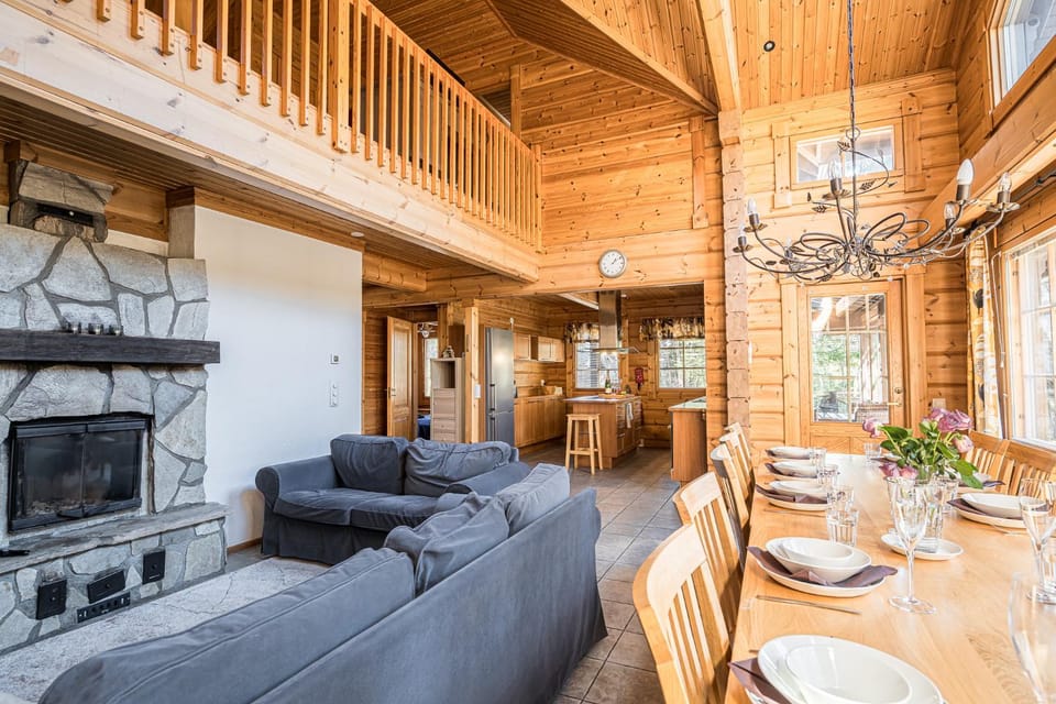 Koivulankaari 17 House in Finland