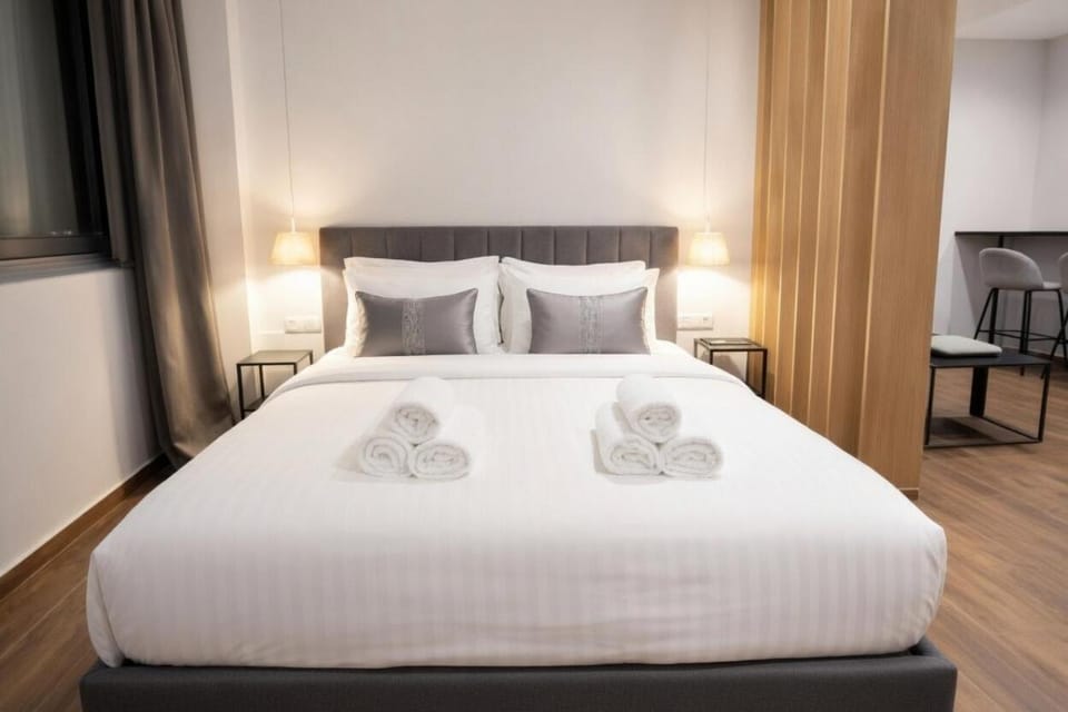 Piraeus Port Suites Luxury G13 Apartment in Pireas