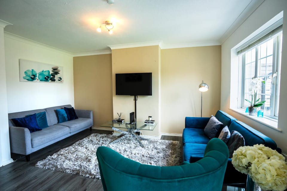 Communal lounge/ TV room, TV and multimedia, Living room, Photo of the whole room, Seating area, Evening entertainment