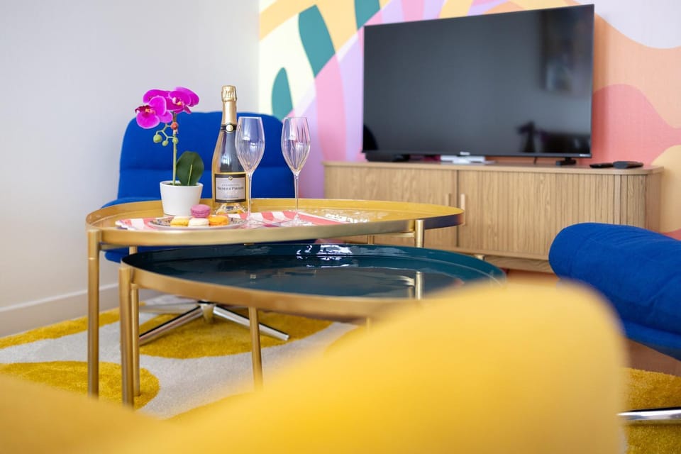 Escale au Cœur Historique-Parking gratuit-hypercentre Apartment in Nouvelle-Aquitaine