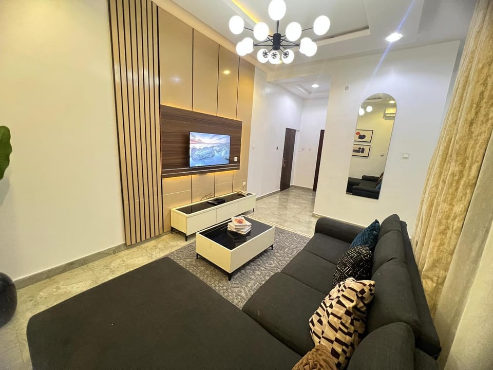 JAHI LUXURY 2 BEDROOM AND 1 BEDROOM APARTMENTs Apartment in Abuja