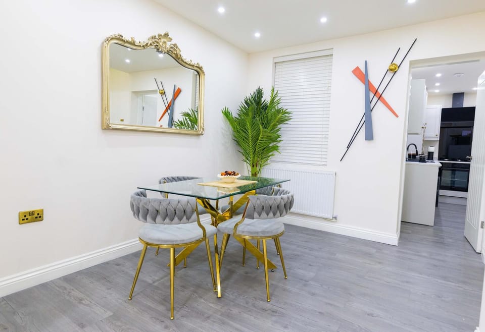 Long Stay Ready in Central Manchester House in Salford