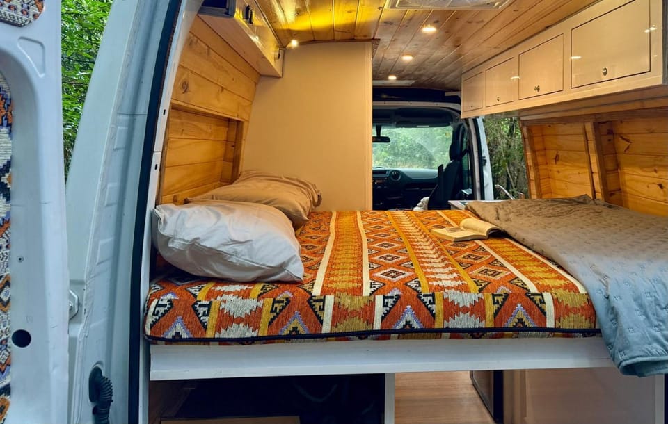 Tenerife Nomad Campers Campground/ 
RV Resort in Abona