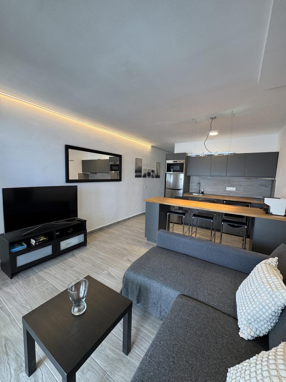 Casahost Ocean Blue Pool View Apartment in Costa Teguise