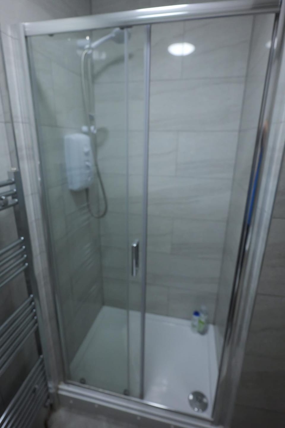 Deaf Property - Woolwich Elizabeth Line Studios Apartment in London