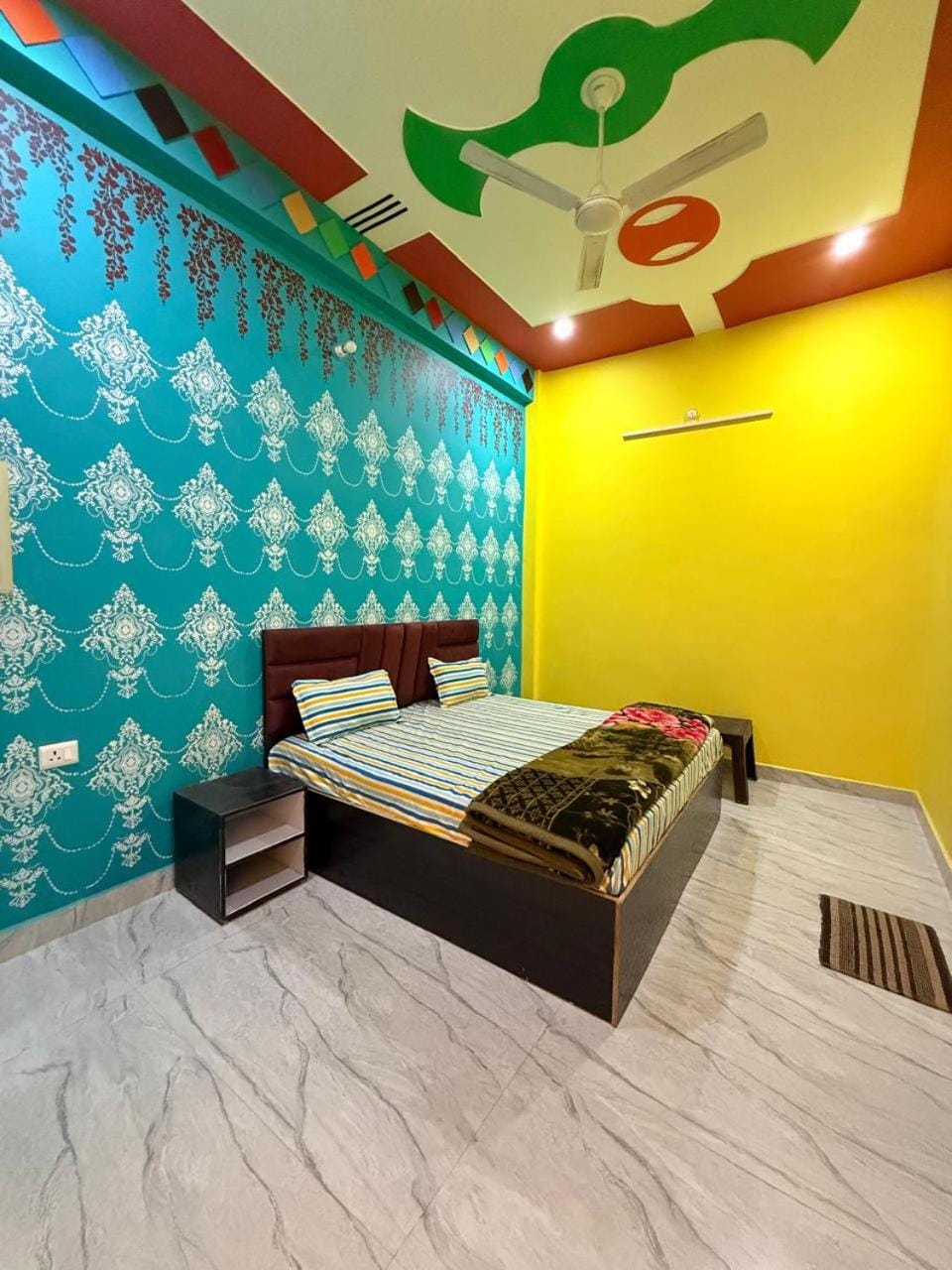 Bed, Photo of the whole room, Bedroom