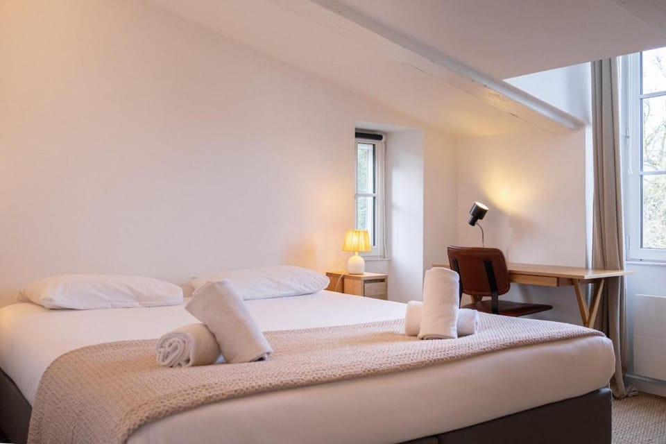 Sublime Hôtel Particulier • Jardin & Parking Privé Apartment in La Rochelle