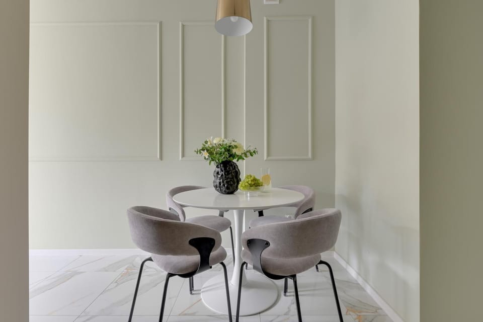 Living room, Seating area, Dining area