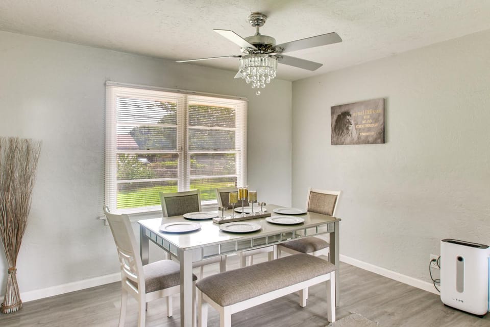 2 Mi to Ft Sill: Home w/ Fenced Yard, Near Walmart House in Lawton