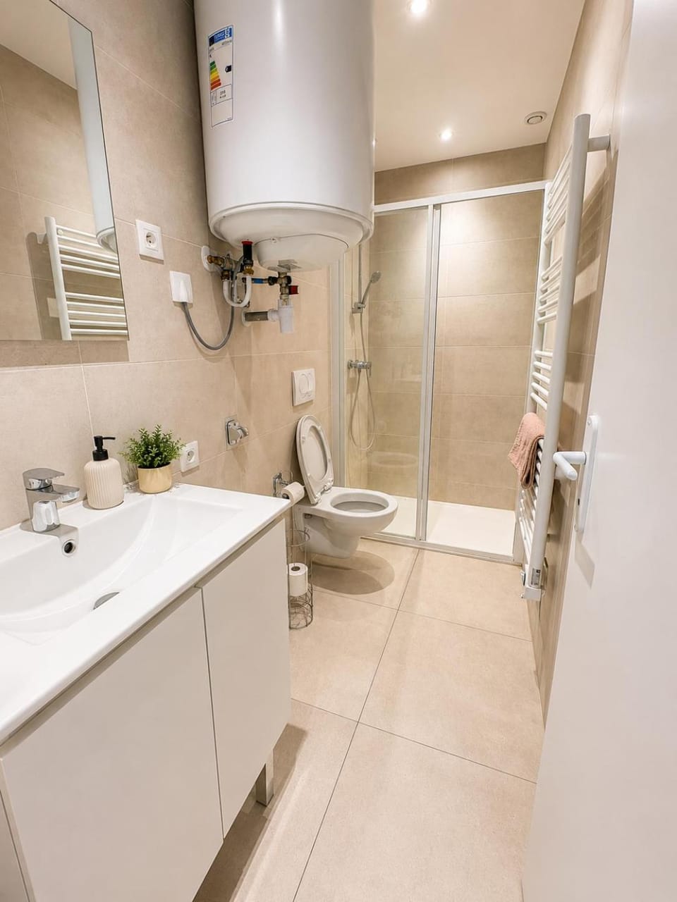 Avenue de La gare Sartrouville A1 Apartment in Sartrouville