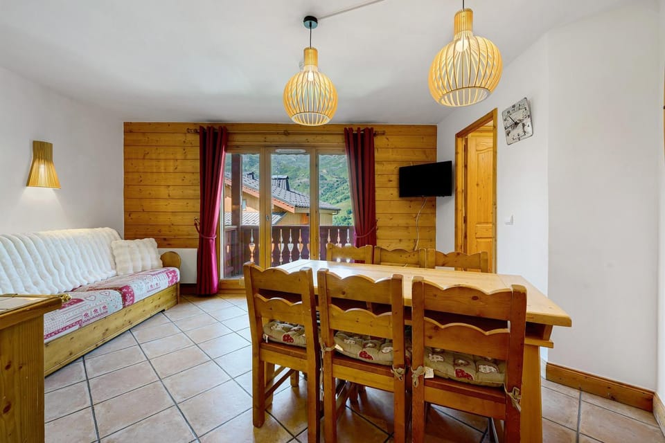 Les Ancolies Benelli Apartment in Les Allues