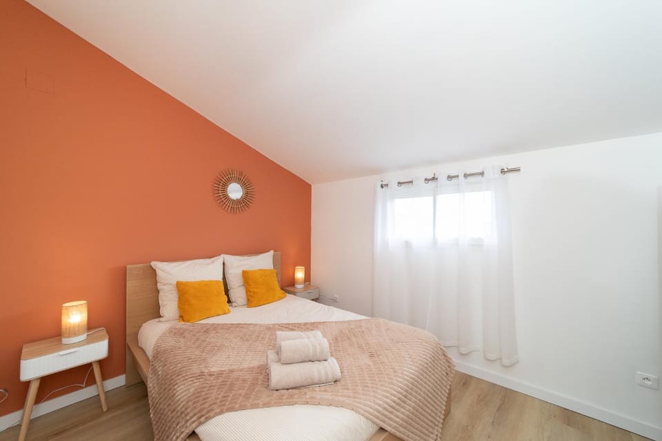 Bed, Bedroom, children, young children, older children, cot, Family