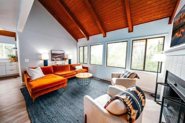 Treehouse style home near Lake Norwood House in Bella Vista