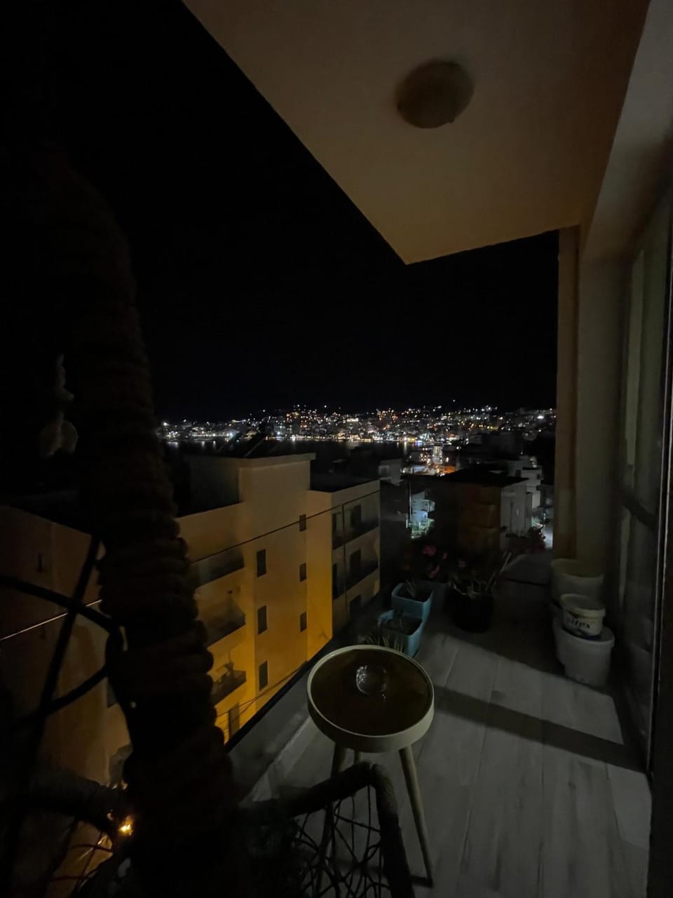 City view, Sea view