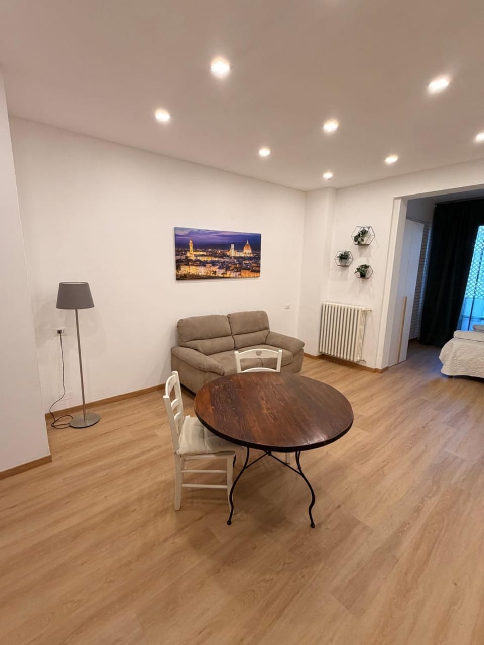 Luminoso Appartamento a 2 passi dalla stazione Apartment in Municipality of Sesto Fiorentino
