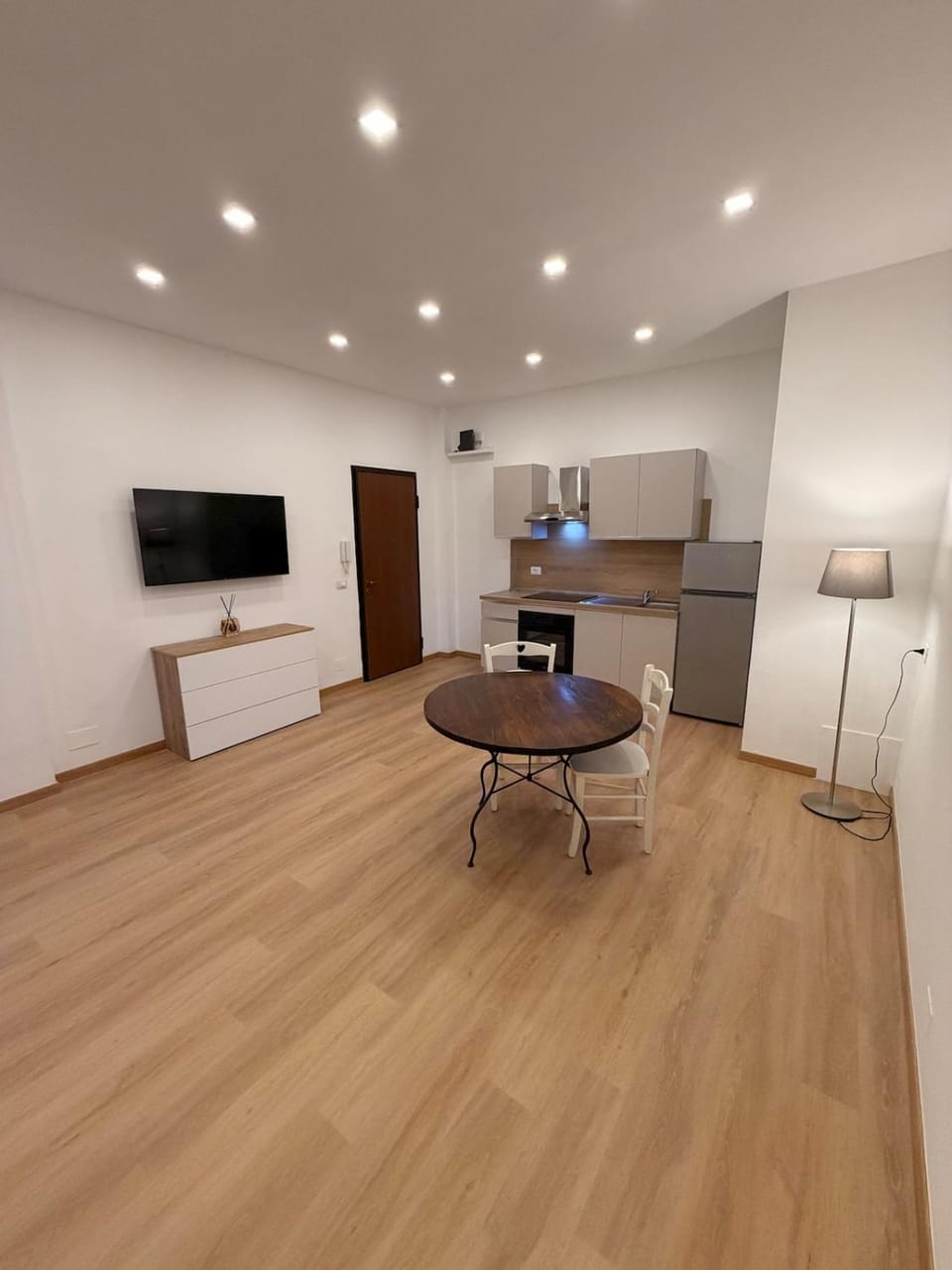 Luminoso Appartamento a 2 passi dalla stazione Apartment in Municipality of Sesto Fiorentino