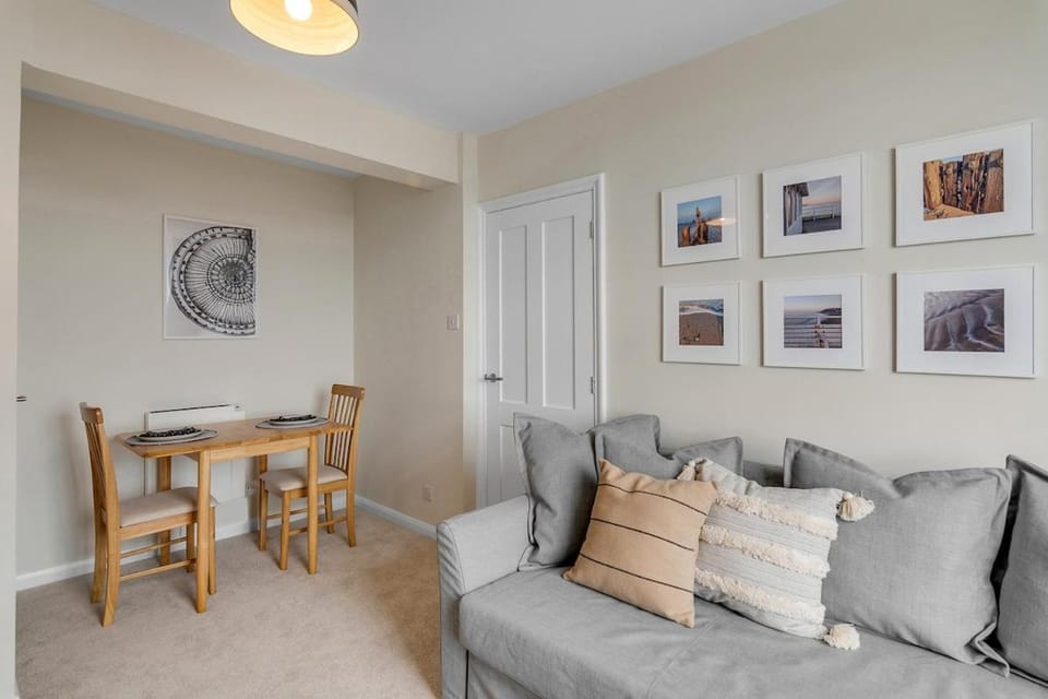 Cromer Seaside Apartment 1 Bed with Free Parking Apartment in Cromer