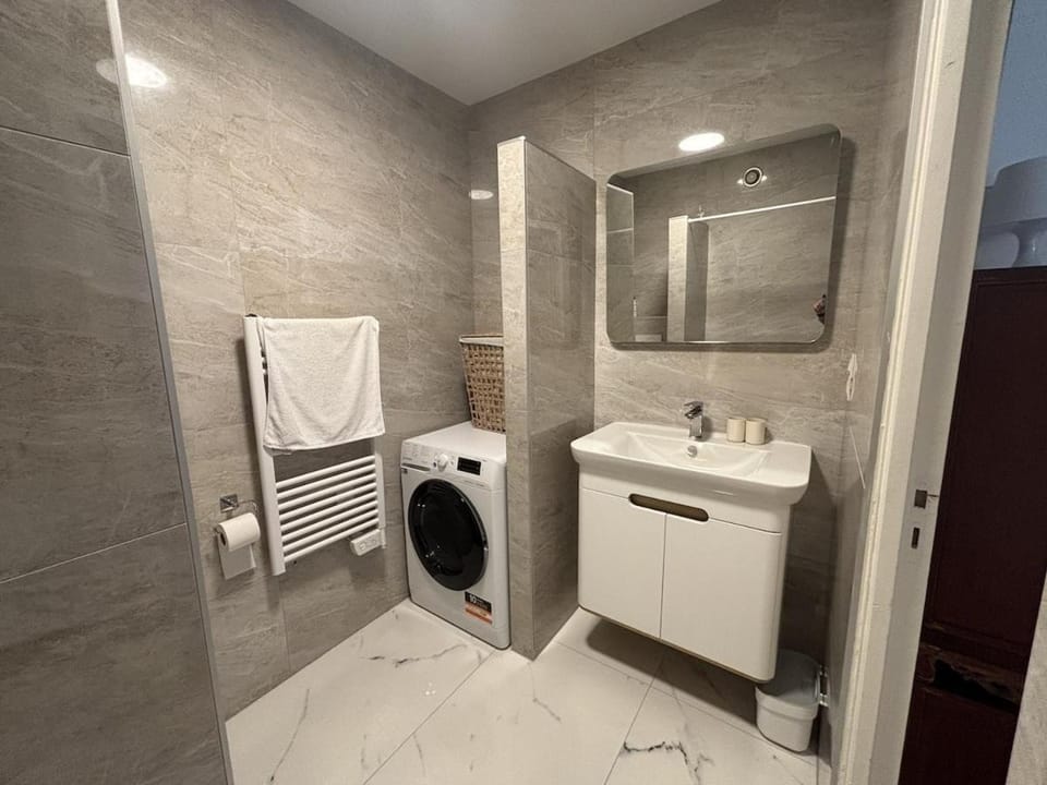 l'Ambassadeur Apartment in Évian-les-Bains