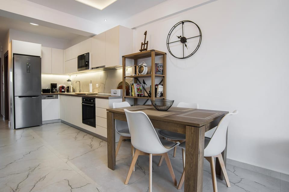 360 Blue Horizon Elegant Luxury Escape Apartment in Greece