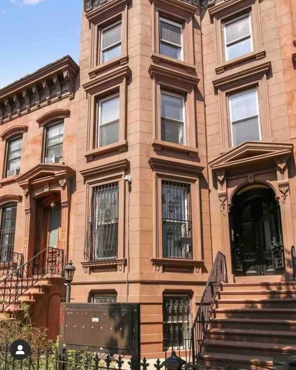 Brooklyn matchbox studio apartment Apartment in Bedford-Stuyvesant