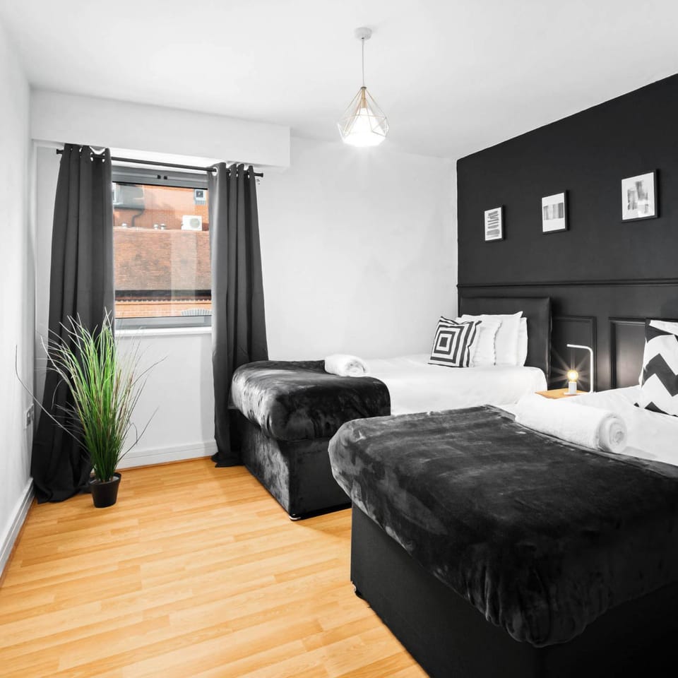 Photo of the whole room, Bedroom