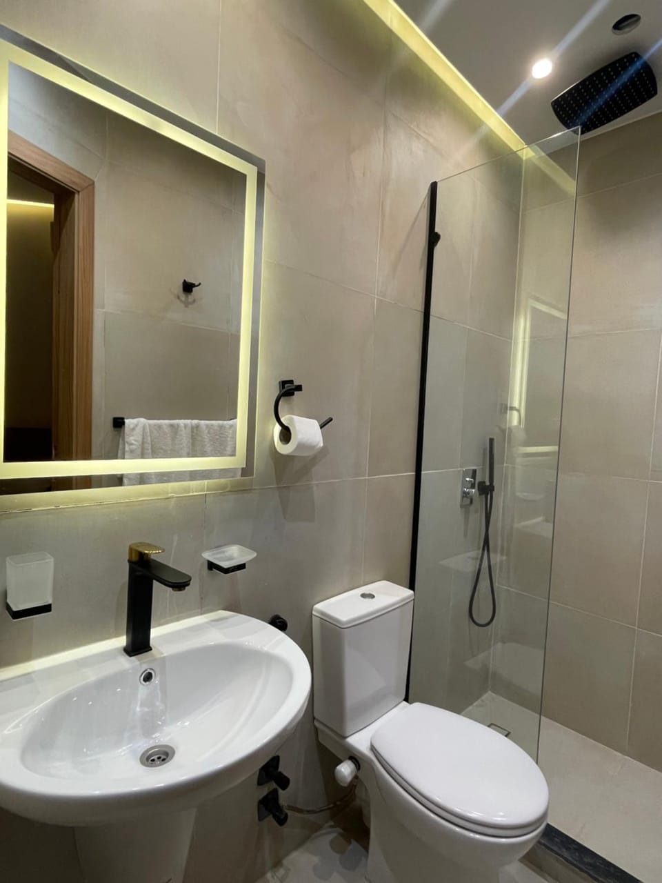Latina City Hotel in Cairo