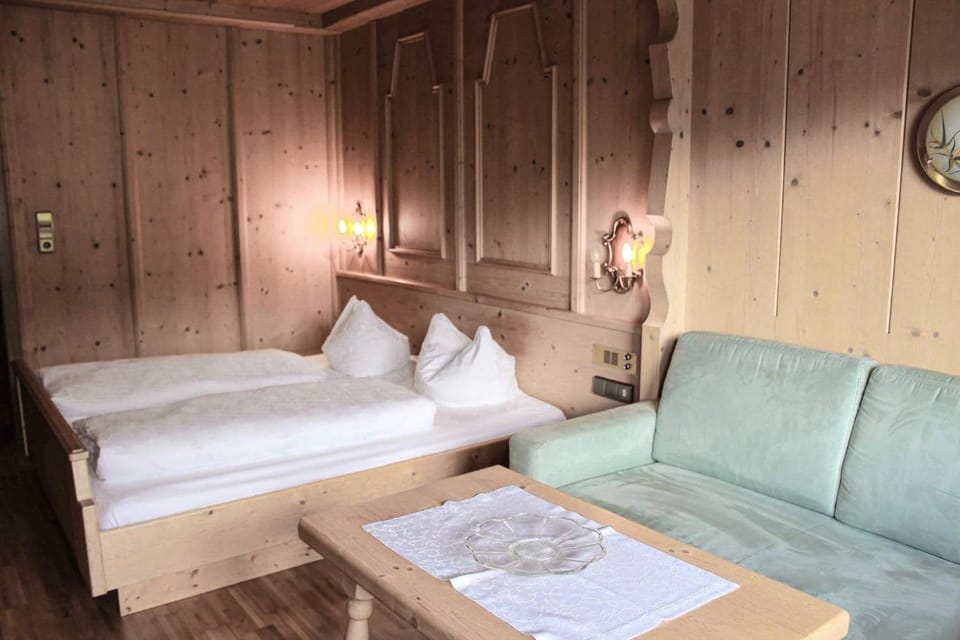 Hotel Pension Weiratherhof Hotel in Tyrol