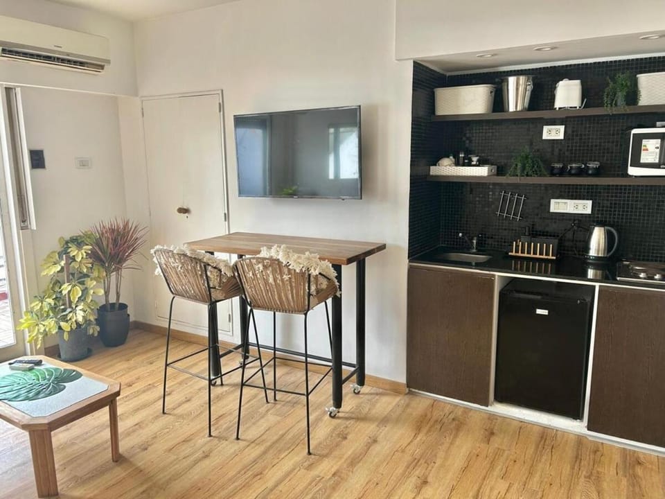 Studio en excelente zona y con terraza propia Apartment in Buenos Aires