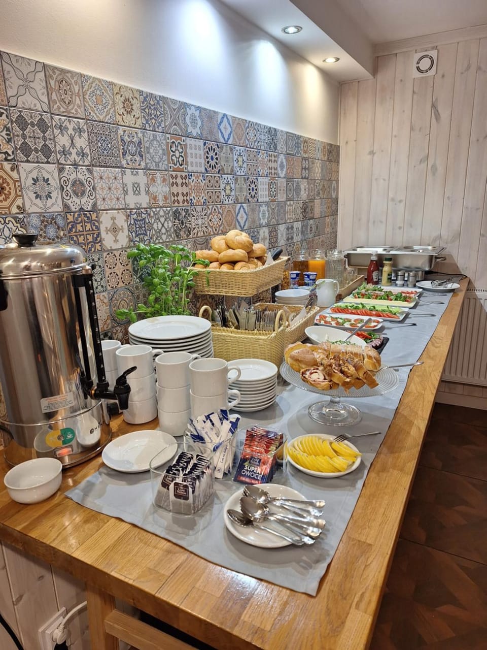 Food and drinks, Food, Breakfast, Buffet breakfast