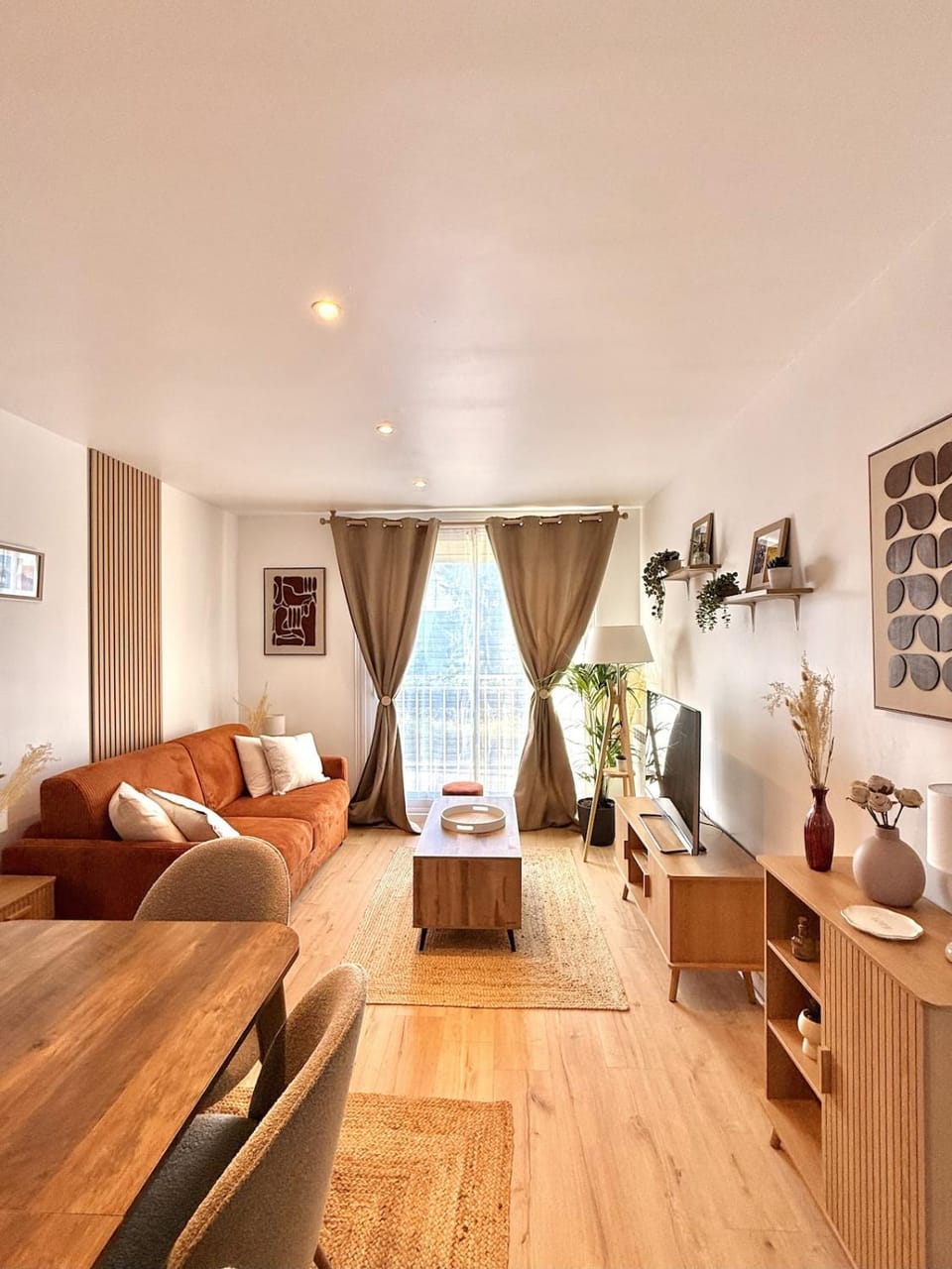 Cozy Flat Le Mans Apartment in Le Mans