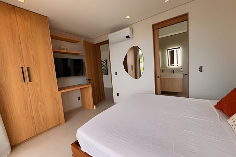 Ocean-View Villa with Rooftop Pool Apartment in Pipa Beach