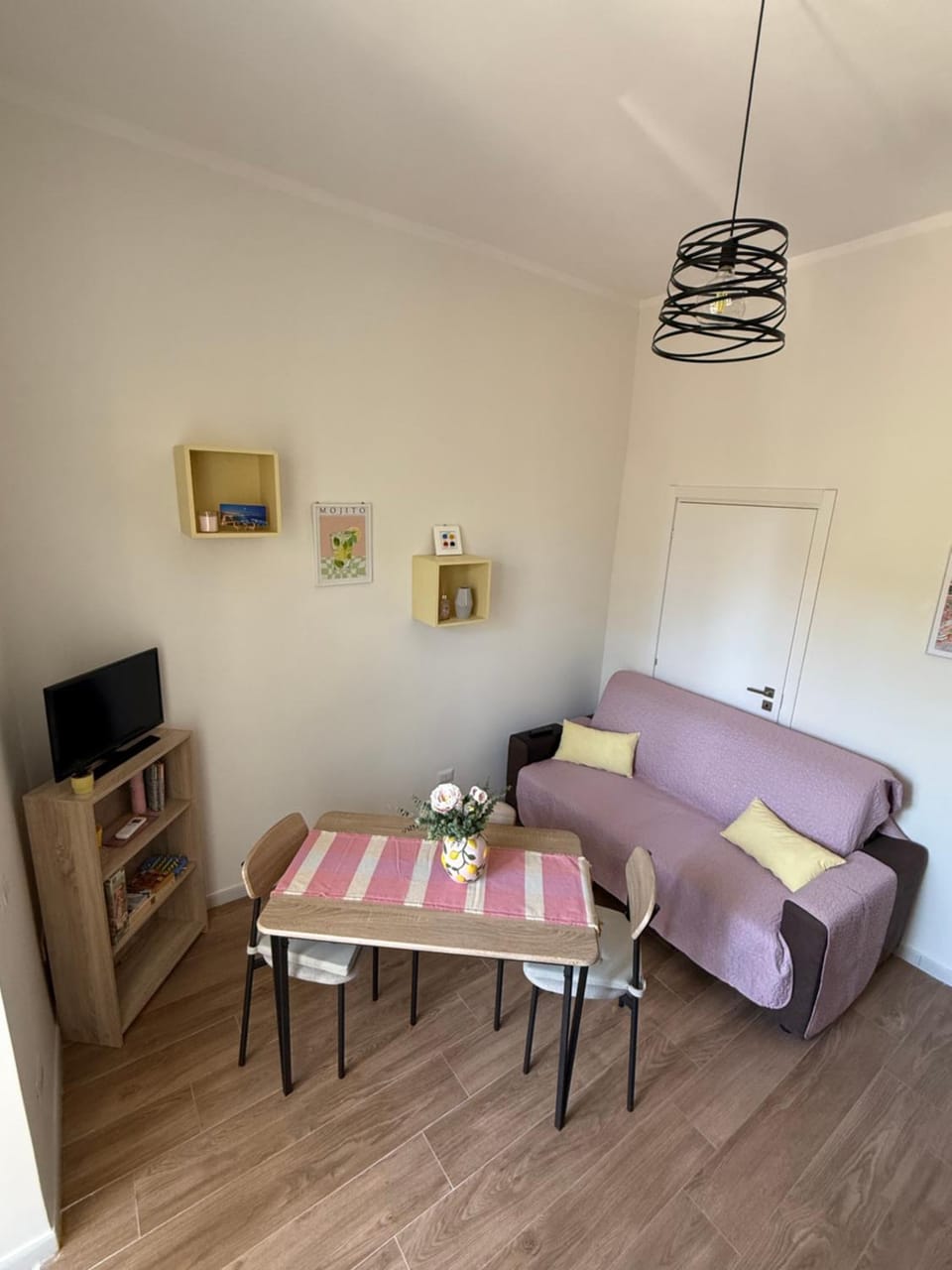 TV and multimedia, Dining area