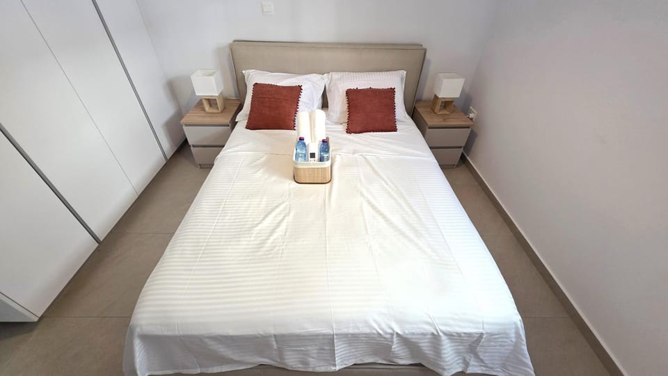 Bed, Bedroom, wardrobe