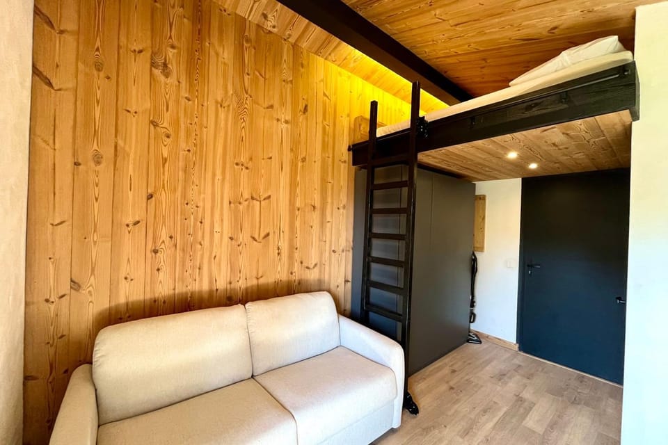 Studio with balcony and view close to the slopes Apartment in Combloux