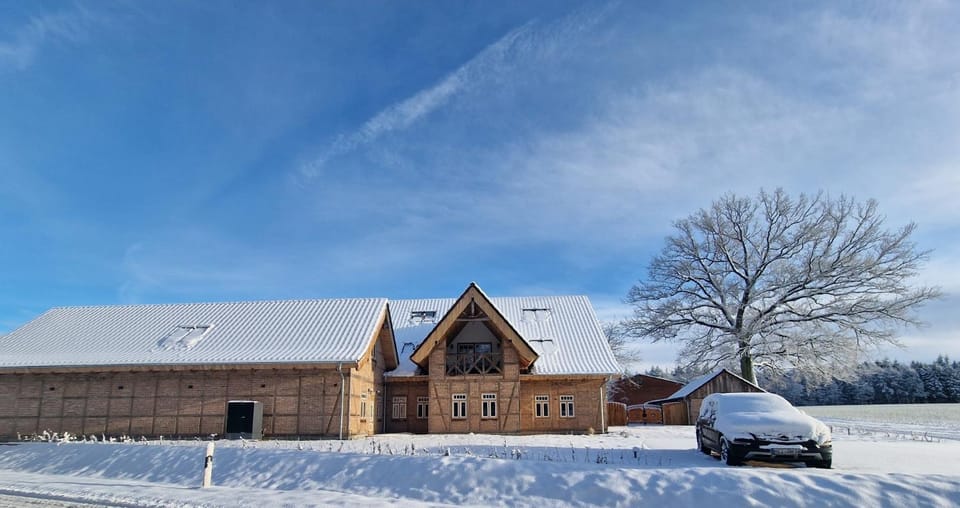 Property building, Winter, Parking