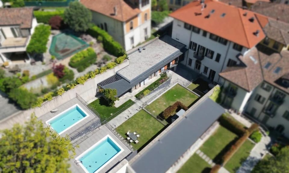 Lake Como Heritage House & Pool Apartment in Menaggio