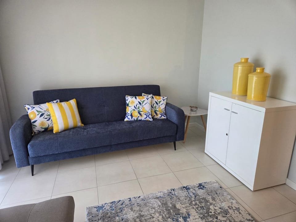 Blue Horizon at São Rafael Apartment in Guia