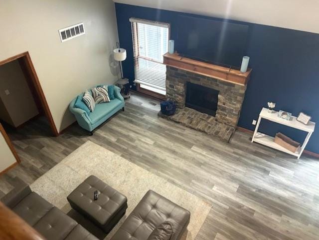 TV and multimedia, Living room, Seating area, fireplace