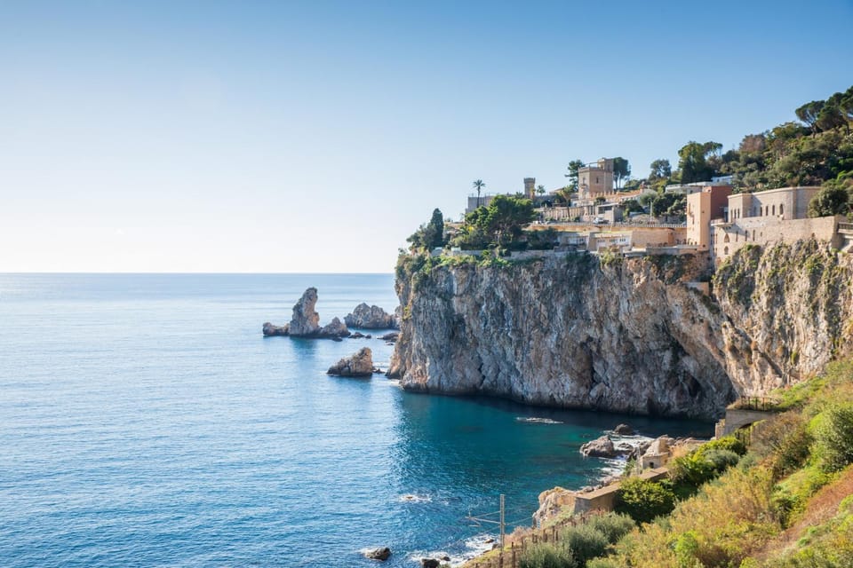 Paradise Residence Garden Apartment in Sicily