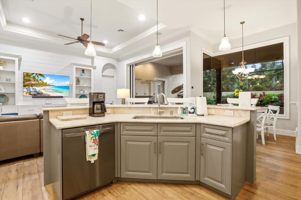 Gorgeous luxury home w private pool & outdoor space House in Lely Resort