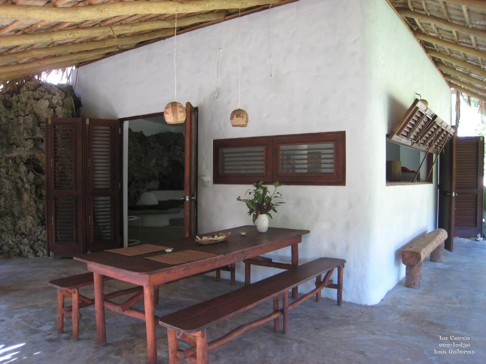 Garden, Balcony/Terrace, Living room, Seating area