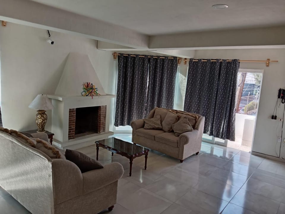 TV and multimedia, Seating area