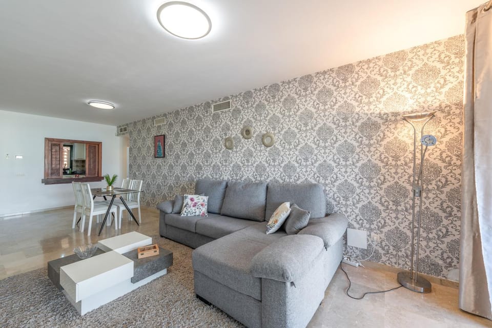 Paradise Estepona Apartment in Costa del Sol