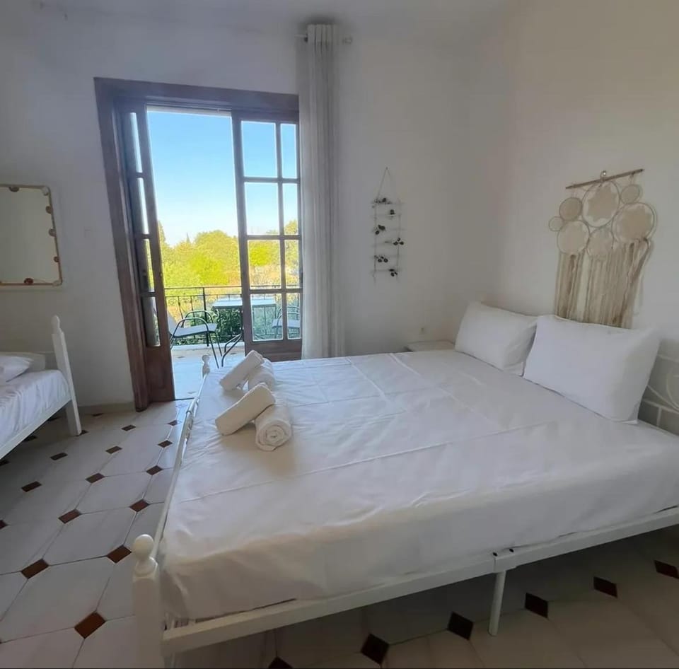 Petros Studios Apartment in Peloponnese Region
