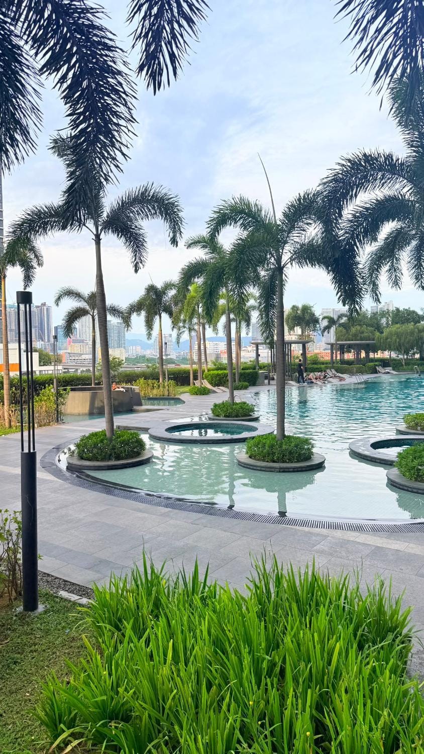 Nearby landmark, Spring, Day, Natural landscape, Garden, Garden view, Pool view, Swimming pool