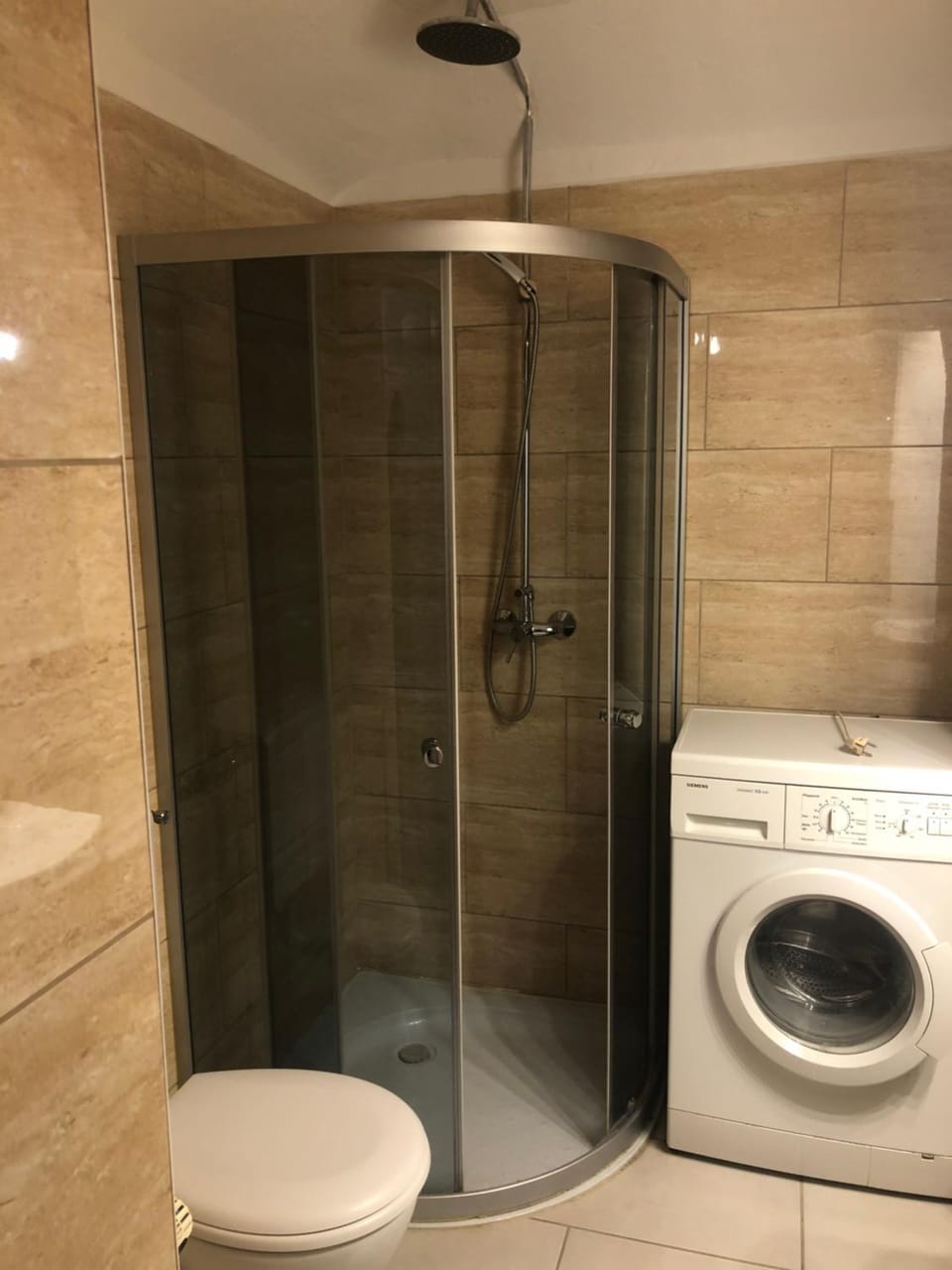 Shower, Toilet, Bathroom, washing machine